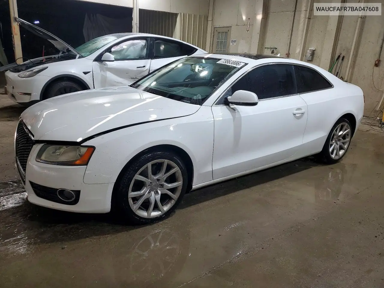 AUDI A5 2011, VIN WAUCFAFR7BA047608
