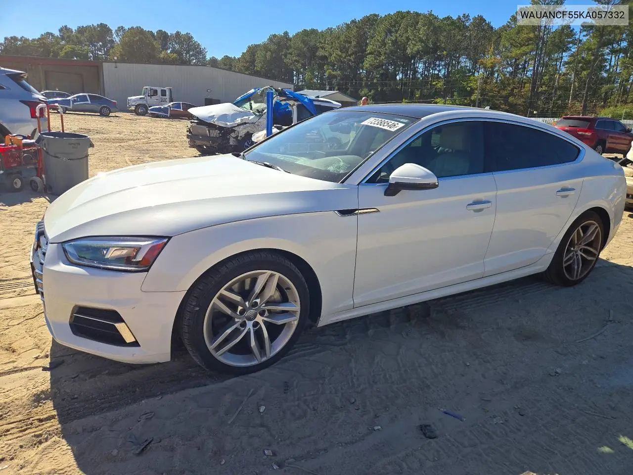 AUDI A5 2019, VIN WAUANCF55KA057332