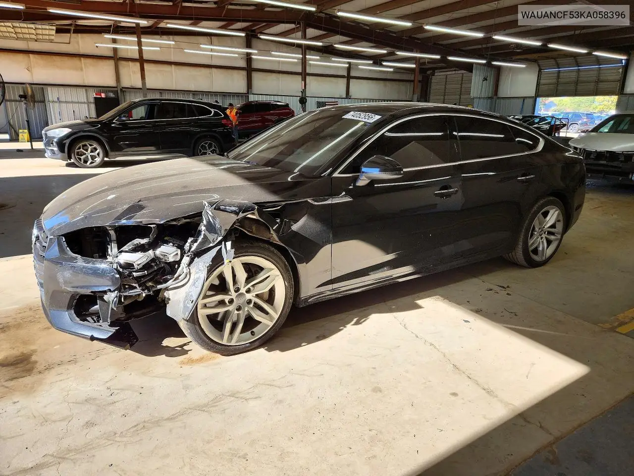 AUDI A5 2019, VIN WAUANCF53KA058396