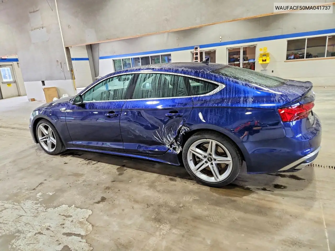 2021 AUDI A5 VIN WAUFACF50MA041737 — фото 2