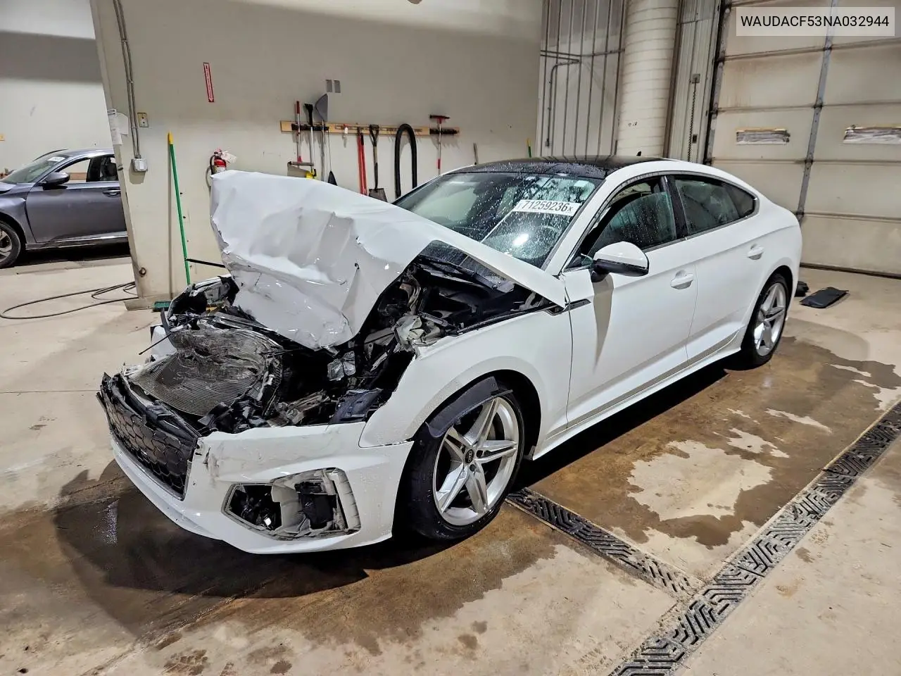 AUDI A5 2022, VIN WAUDACF53NA032944