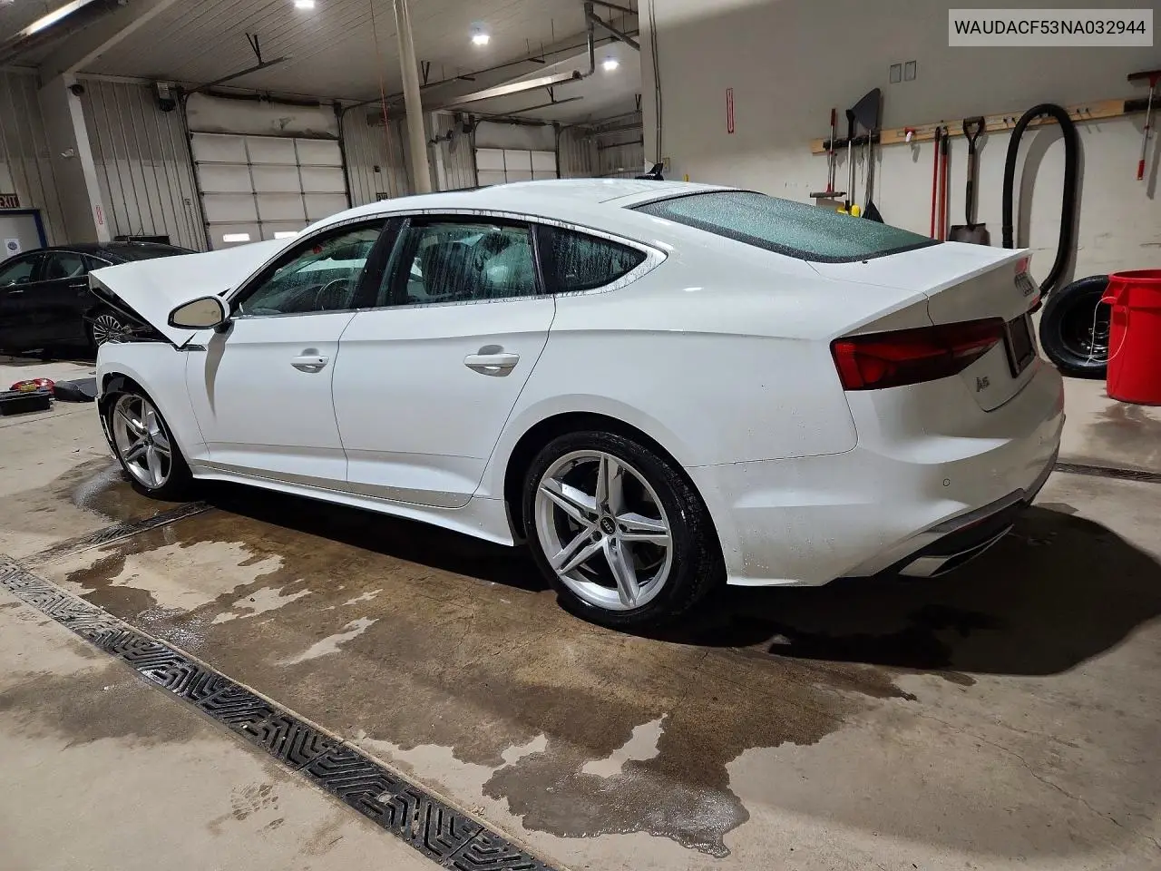 2022 AUDI A5 VIN WAUDACF53NA032944 — фото 2