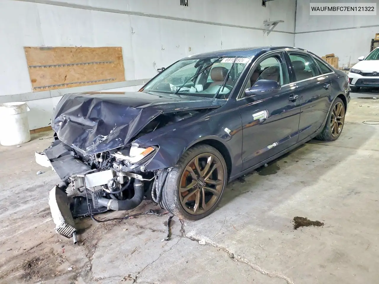 AUDI A6 2014, VIN WAUFMBFC7EN121322