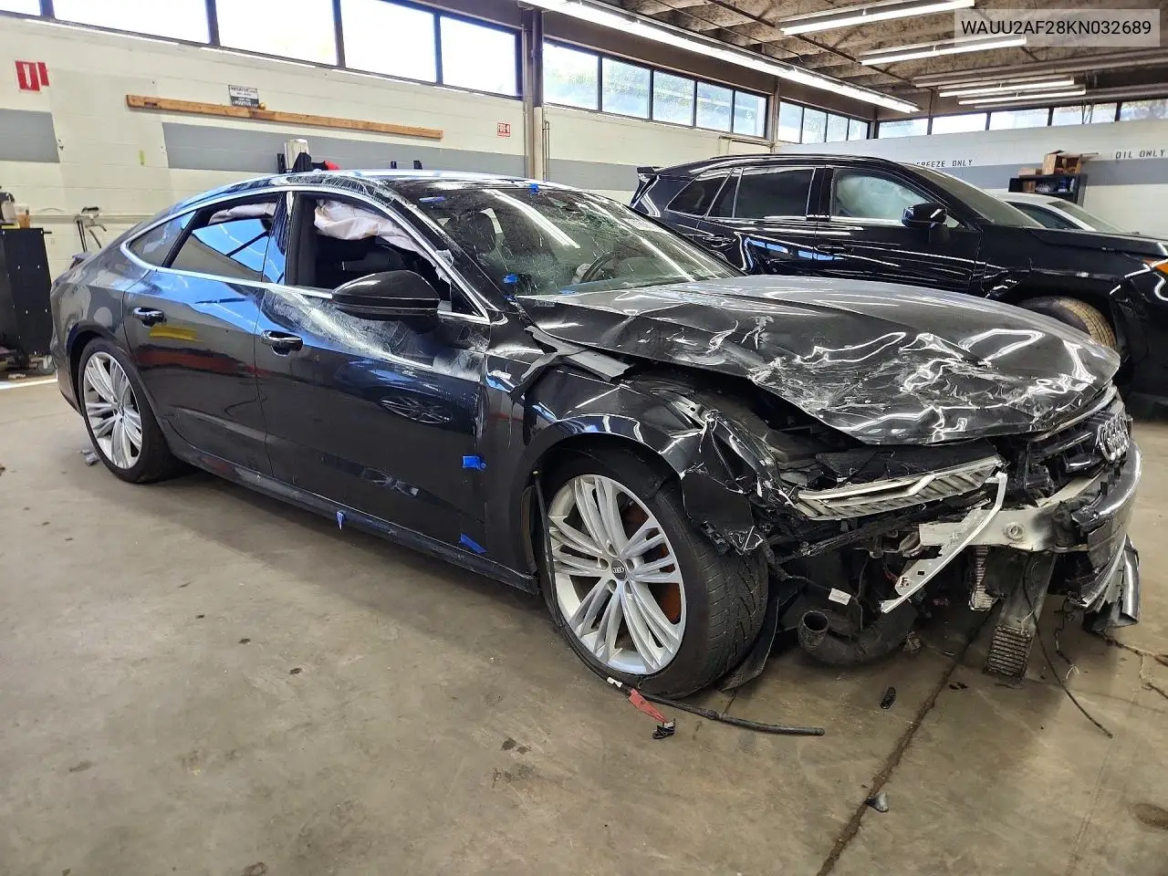 2019 AUDI A7 VIN WAUU2AF28KN032689 — фото 4