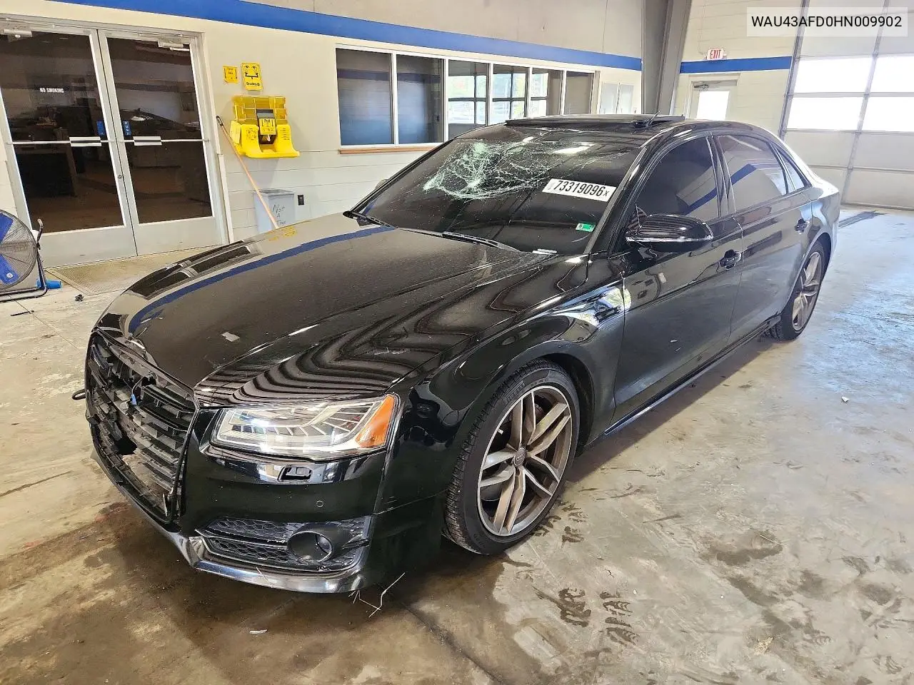 AUDI A8 2017, VIN WAU43AFD0HN009902