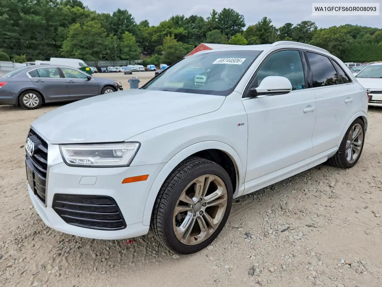 AUDI Q3 2016, VIN WA1GFCFS6GR008093