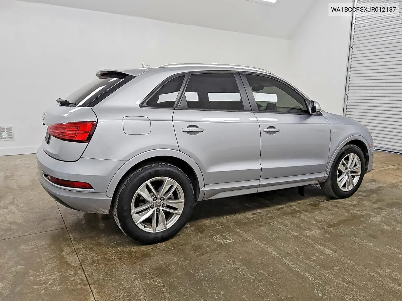 2018 AUDI Q3 VIN WA1BCCFSXJR012187 — фото 3