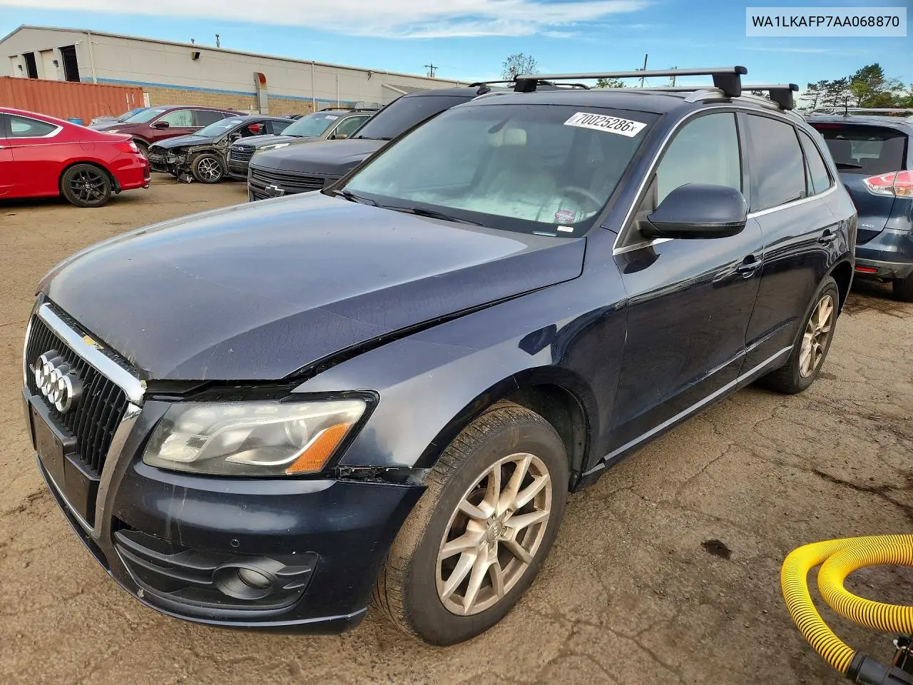 AUDI Q5 2010, VIN WA1LKAFP7AA068870