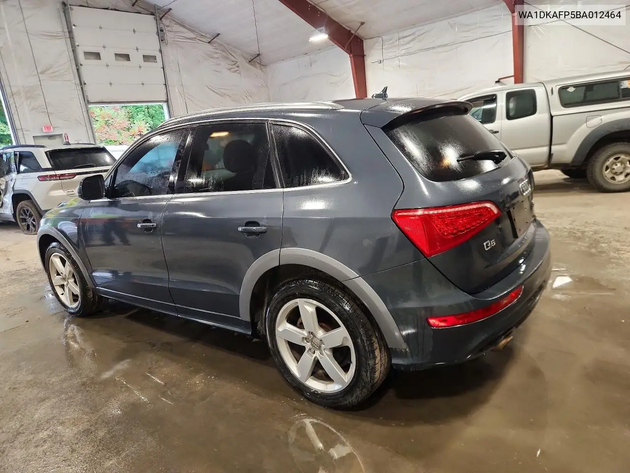 2011 AUDI Q5 VIN WA1DKAFP5BA012464 — фото 2