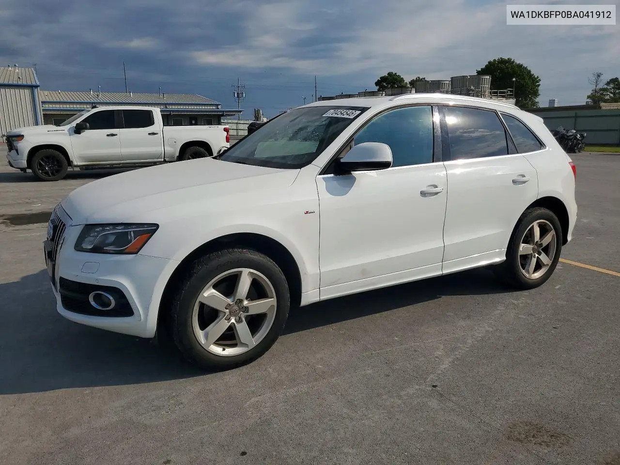 AUDI Q5 2011, VIN WA1DKBFP0BA041912