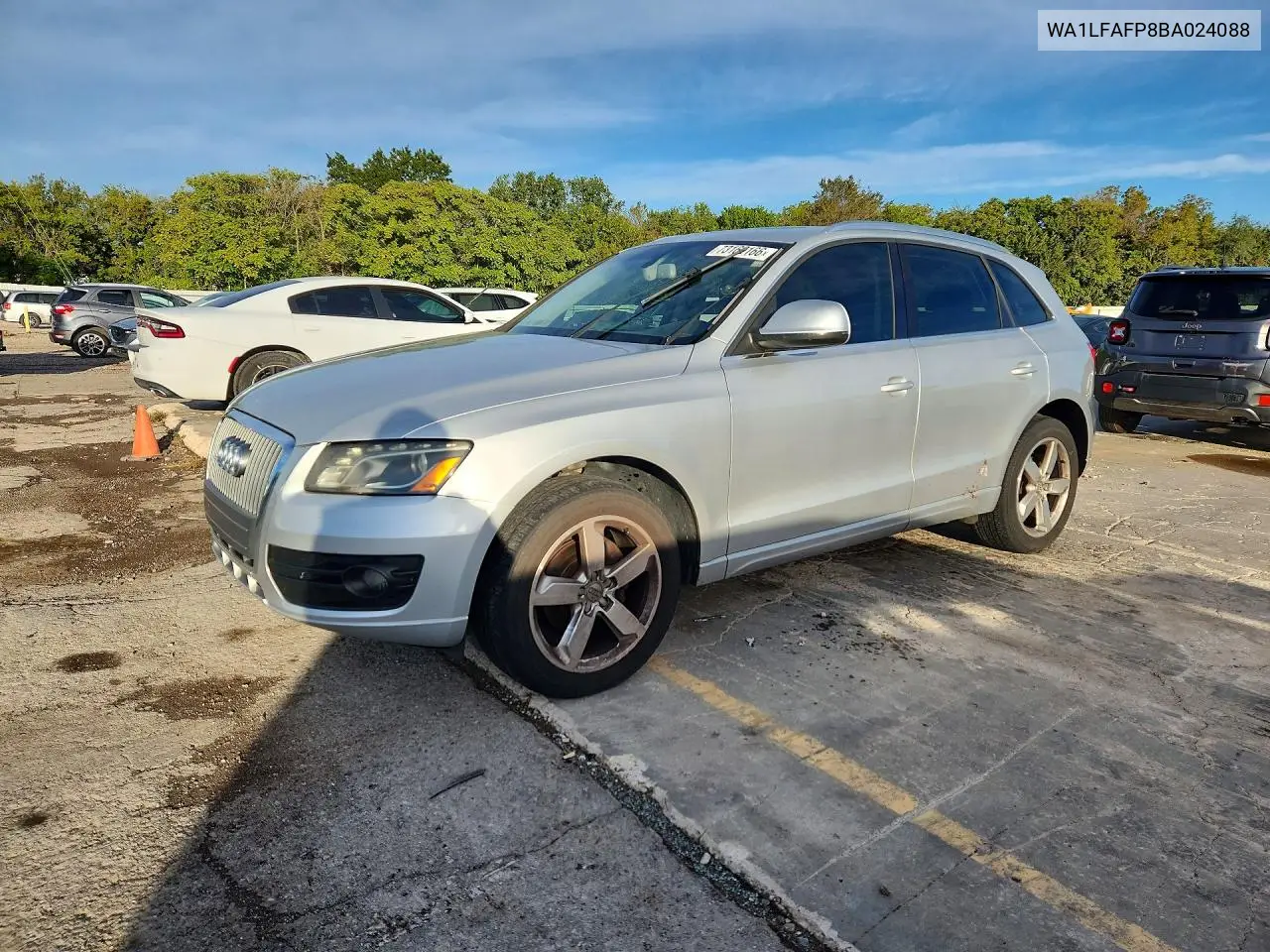 AUDI Q5 2011, VIN WA1LFAFP8BA024088