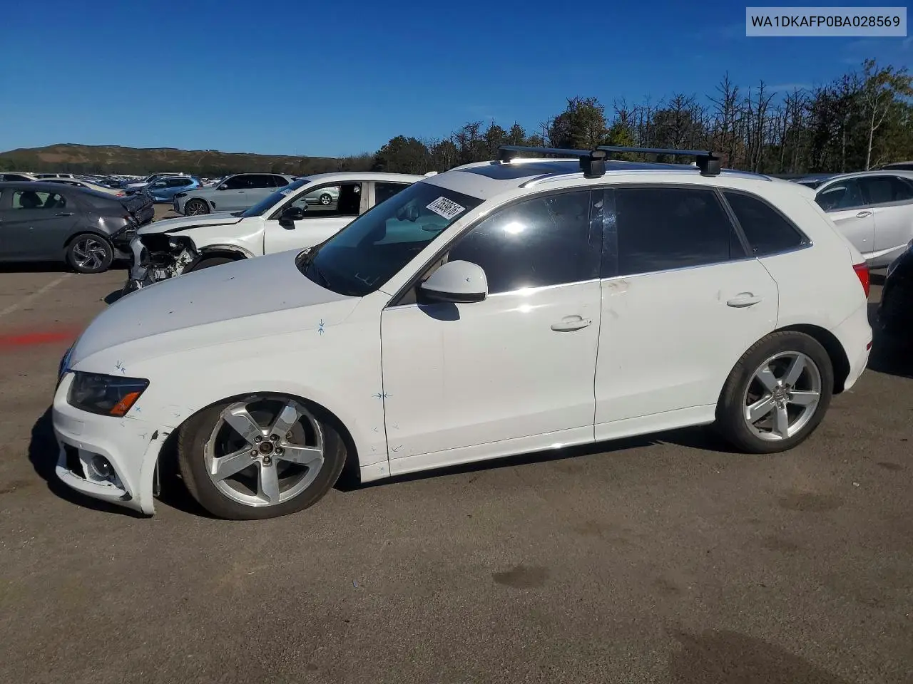 AUDI Q5 2011, VIN WA1DKAFP0BA028569
