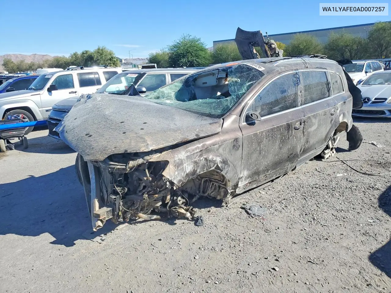 AUDI Q7 2010, VIN WA1LYAFE0AD007257