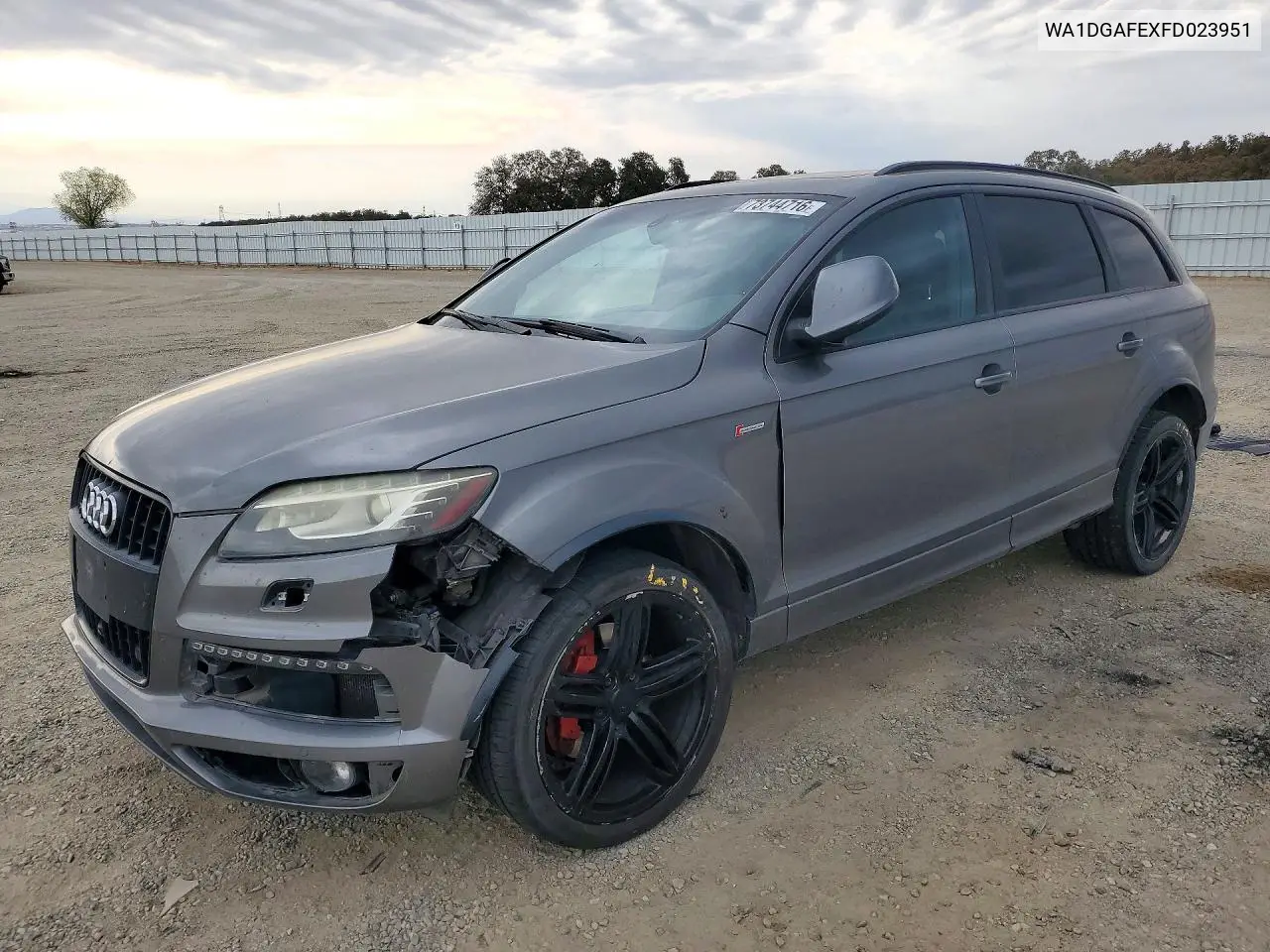 AUDI Q7 2015, VIN WA1DGAFEXFD023951