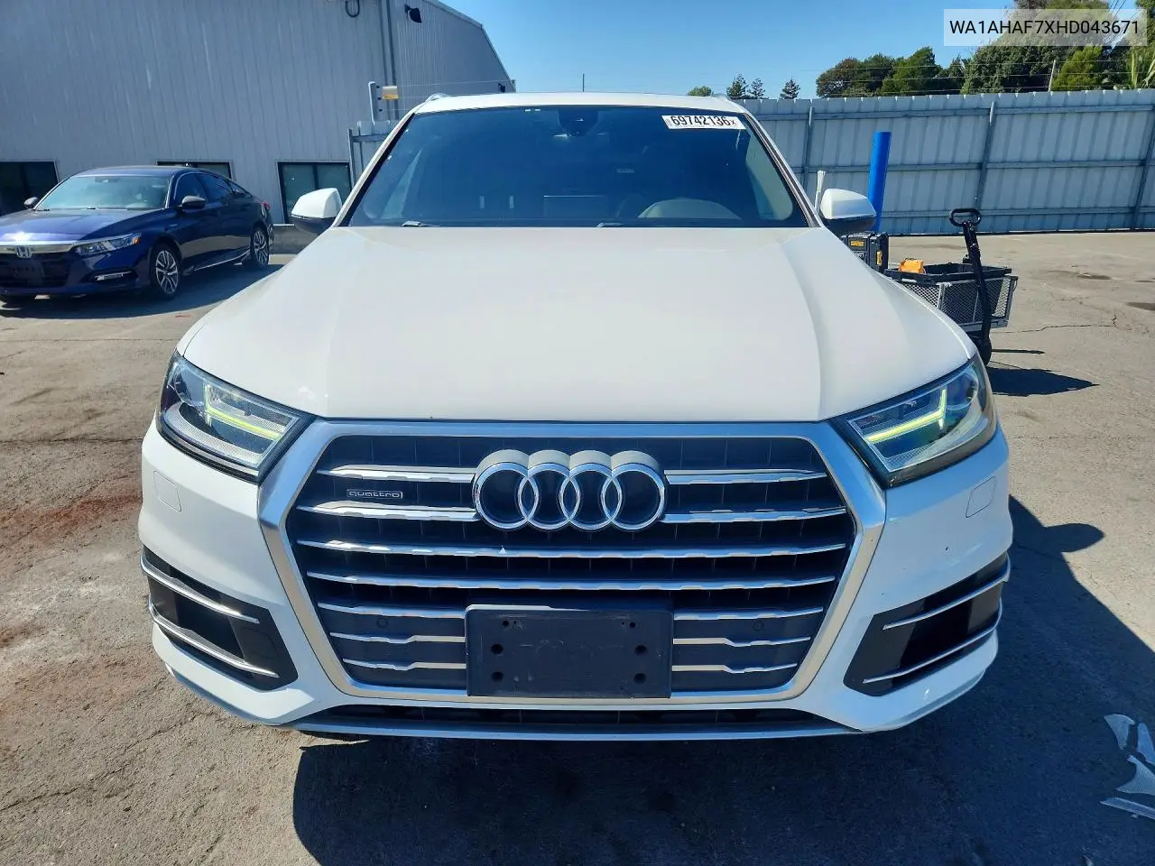 2017 AUDI Q7 VIN WA1AHAF7XHD043671 — фото 5