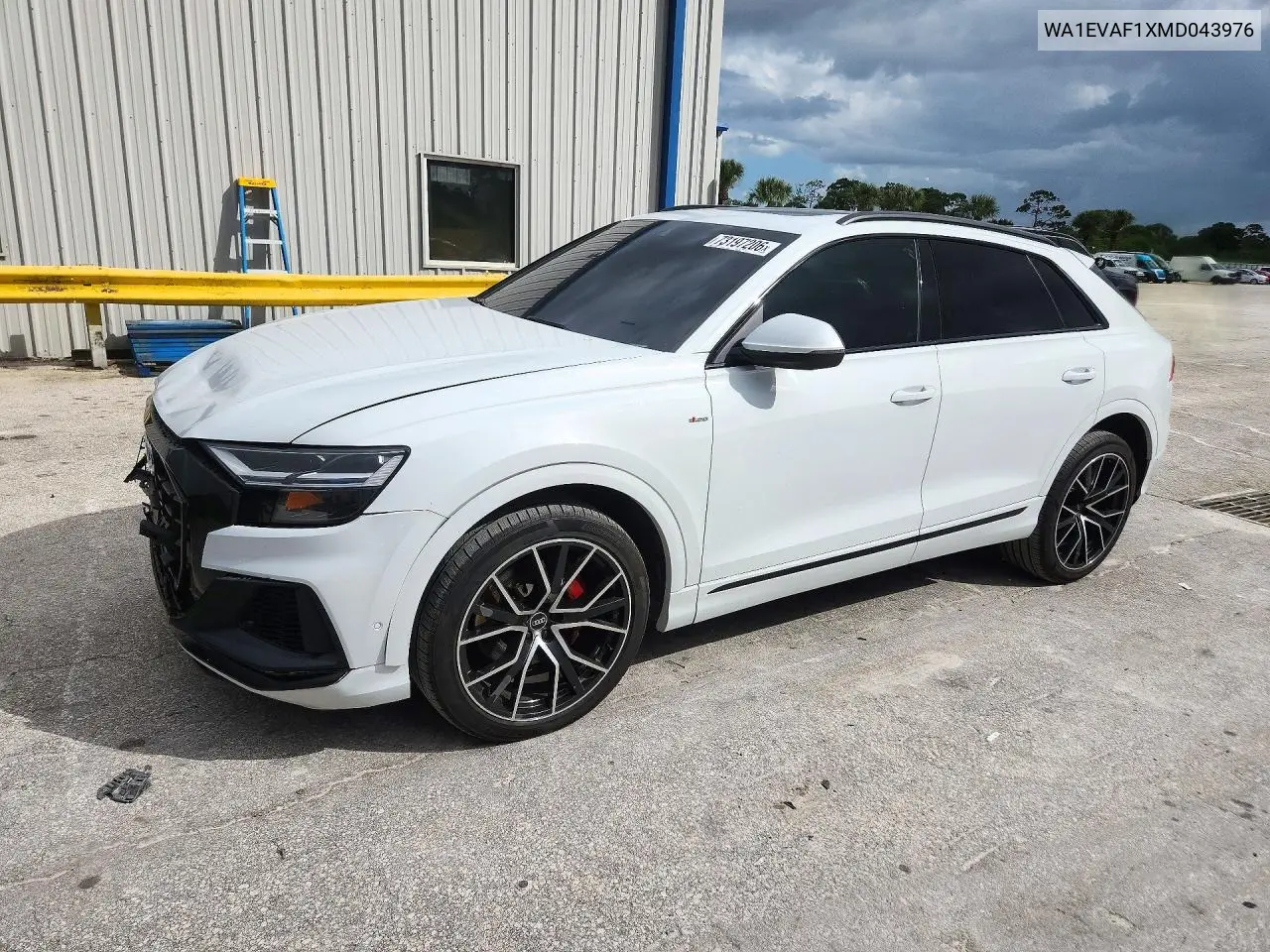 AUDI Q8 2021, VIN WA1EVAF1XMD043976