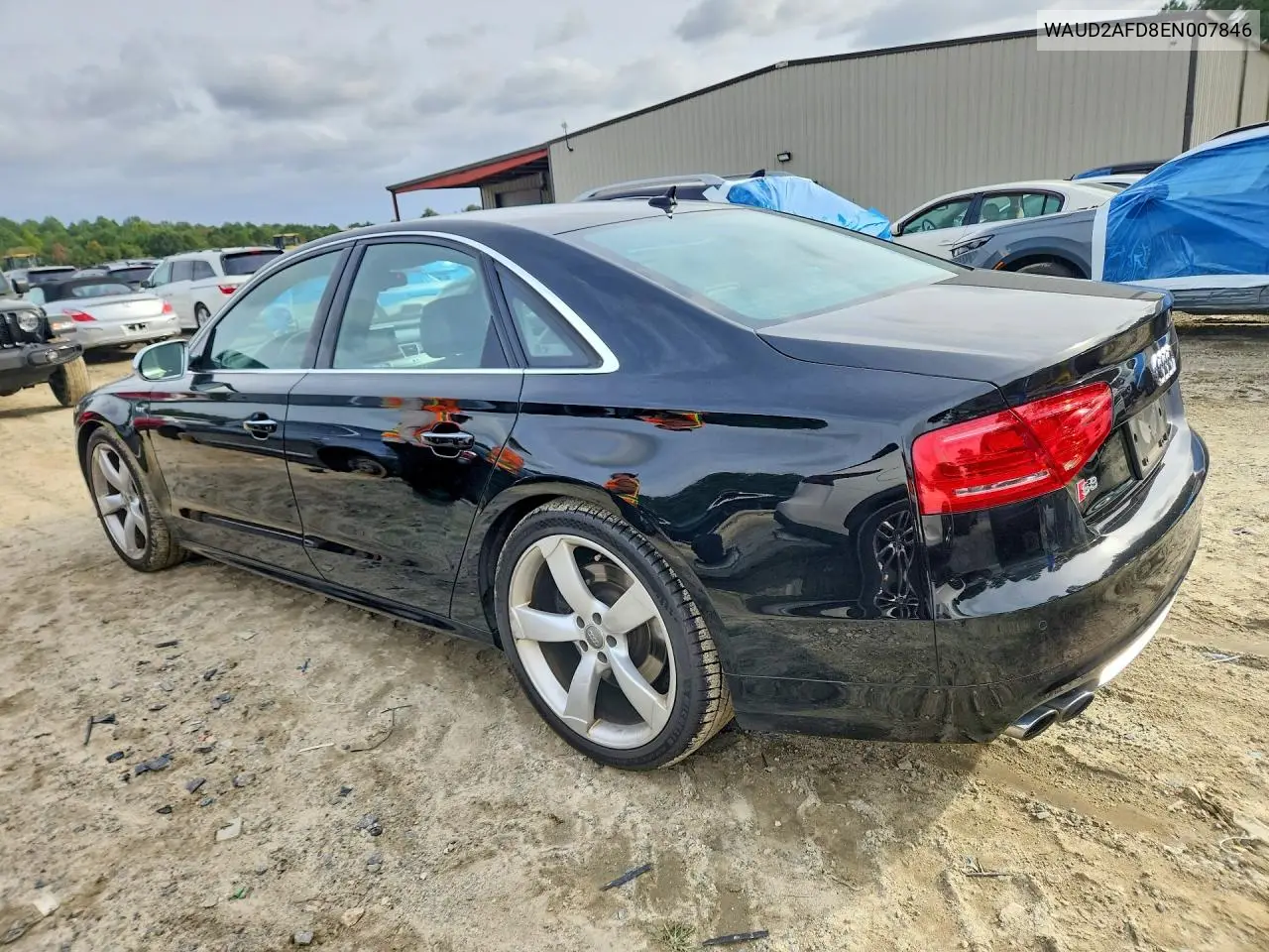2014 AUDI S8 VIN WAUD2AFD8EN007846 — фото 2
