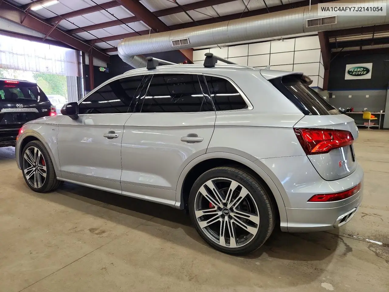 2018 AUDI SQ5 VIN WA1C4AFY7J2141054 — фото 2