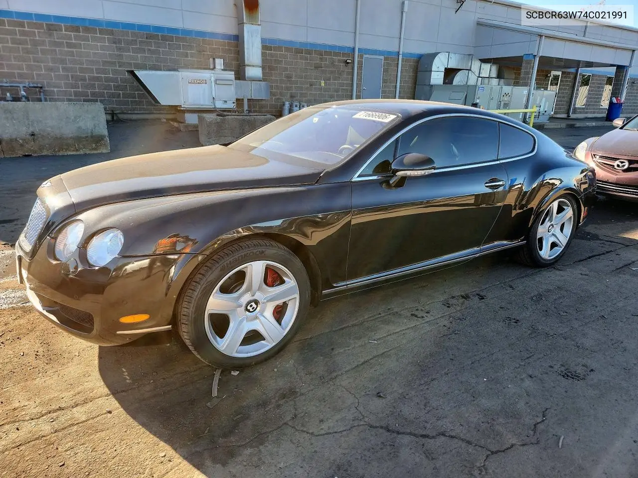 BENTLEY CONTINENTAL 2004, VIN SCBCR63W74C021991
