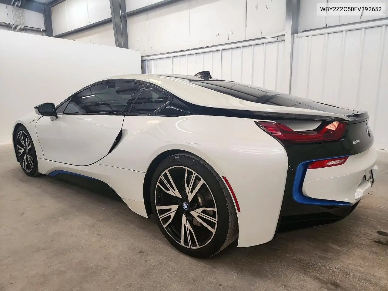 2015 BMW I8 VIN WBY2Z2C50FV392652 — фото 2