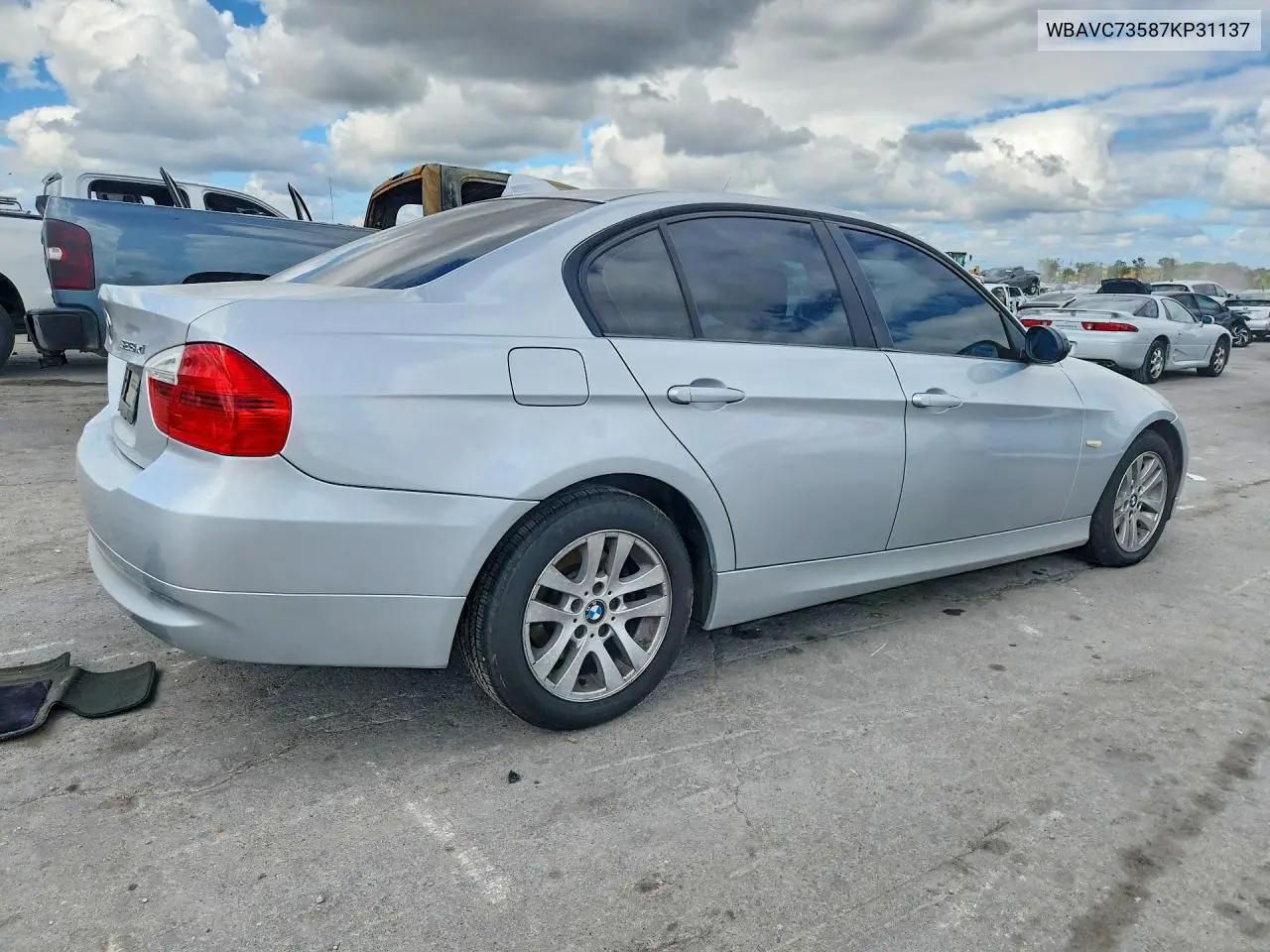 2007 BMW 3ER VIN WBAVC73587KP31137 — фото 3