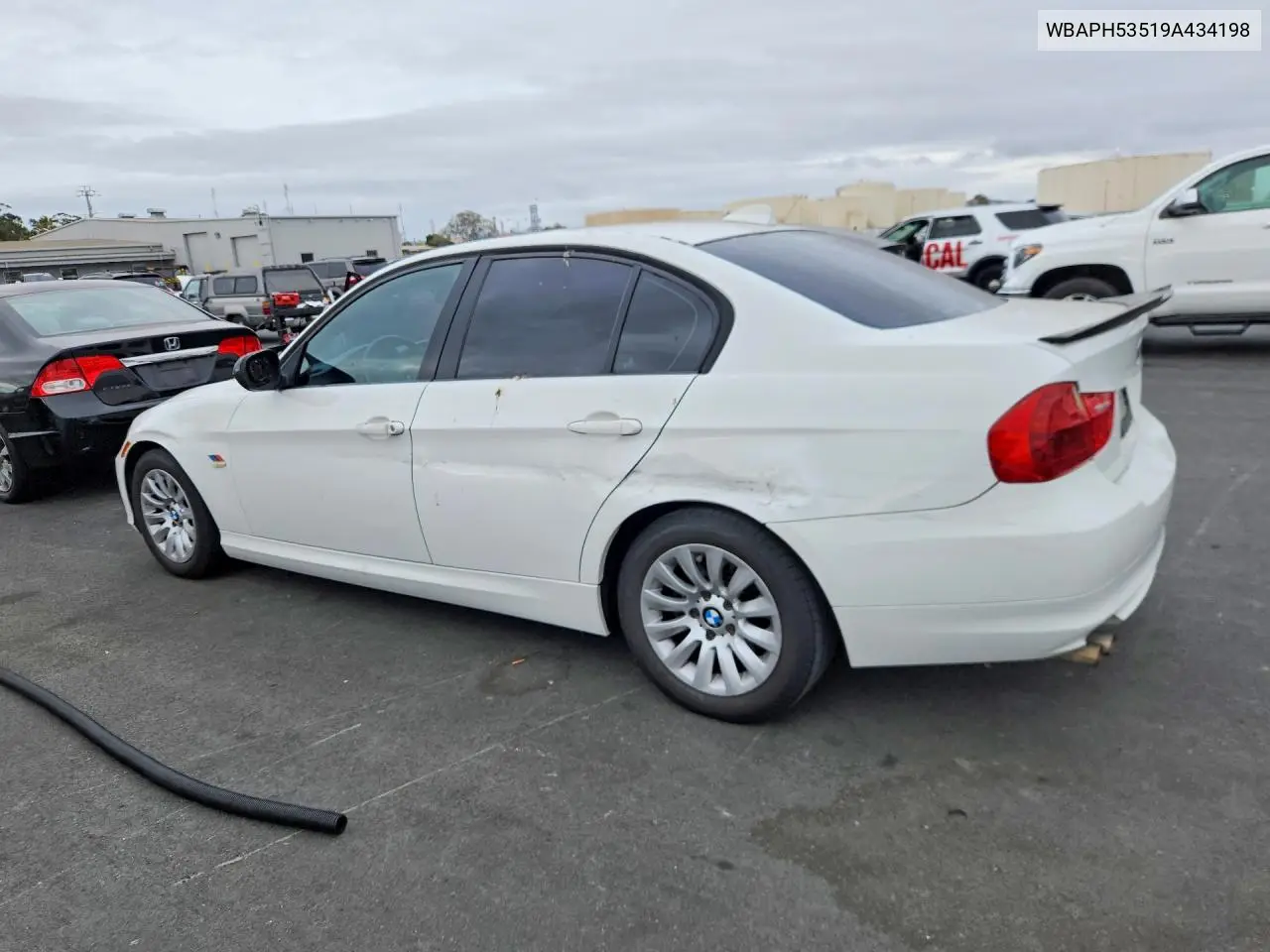 2009 BMW 3ER VIN WBAPH53519A434198 — фото 3