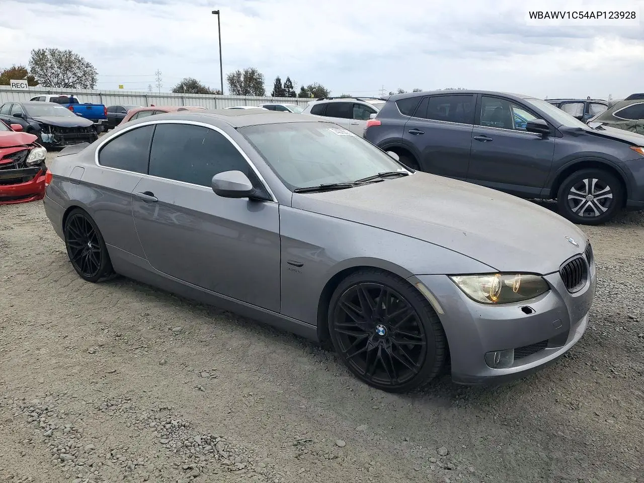 2010 BMW 3ER VIN WBAWV1C54AP123928 — фото 4