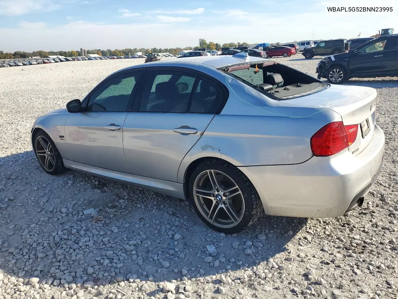 2011 BMW 3ER VIN WBAPL5G52BNN23995 — фото 2