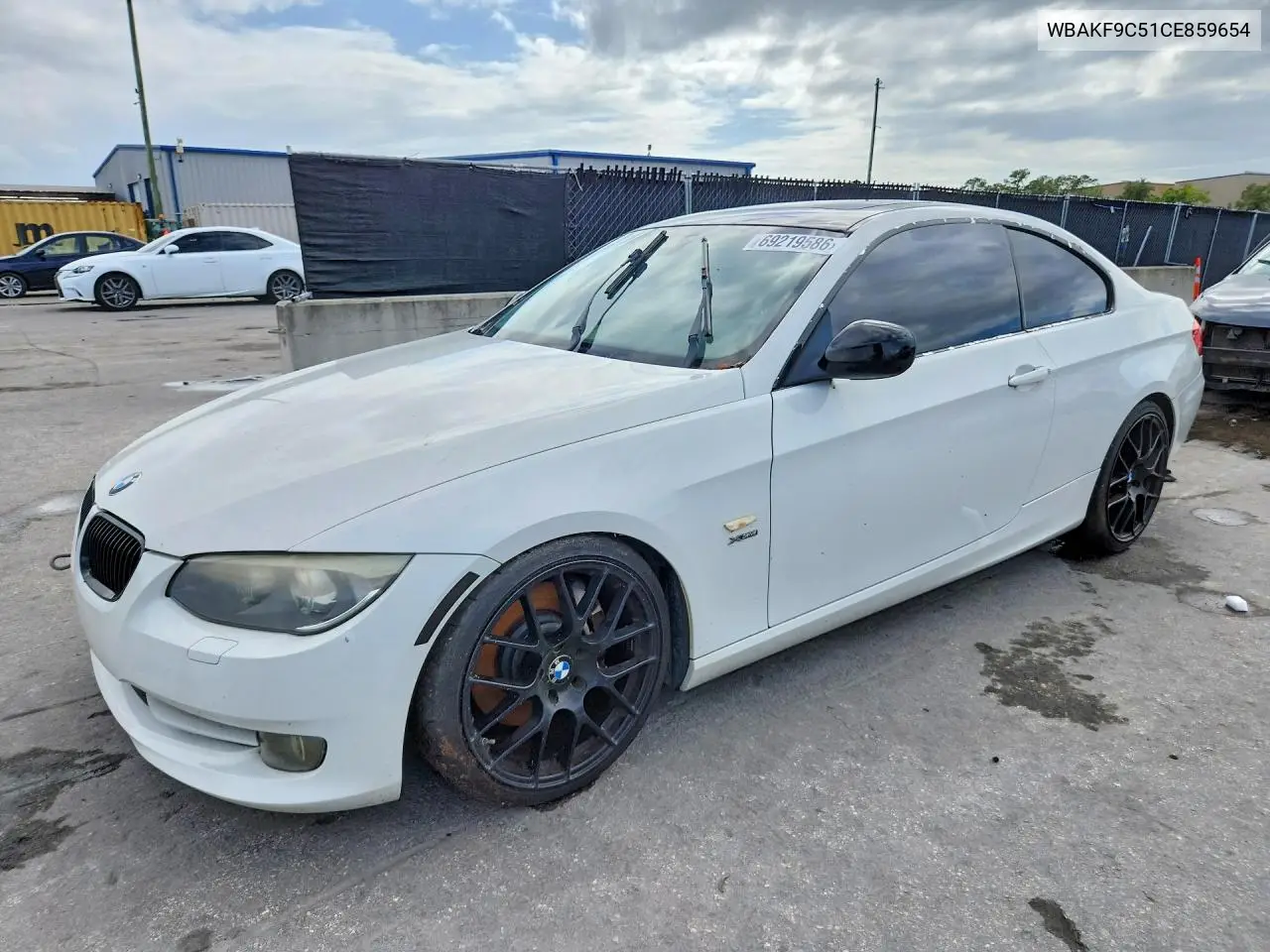BMW 3ER 2012, VIN WBAKF9C51CE859654