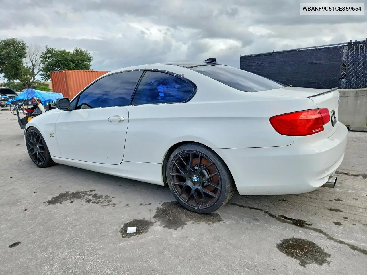 2012 BMW 3ER VIN WBAKF9C51CE859654 — фото 2