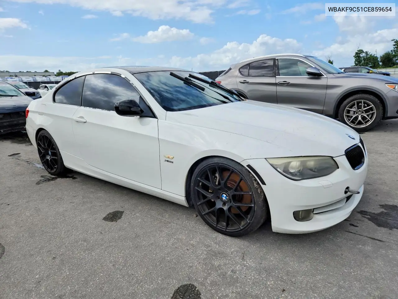 2012 BMW 3ER VIN WBAKF9C51CE859654 — фото 4