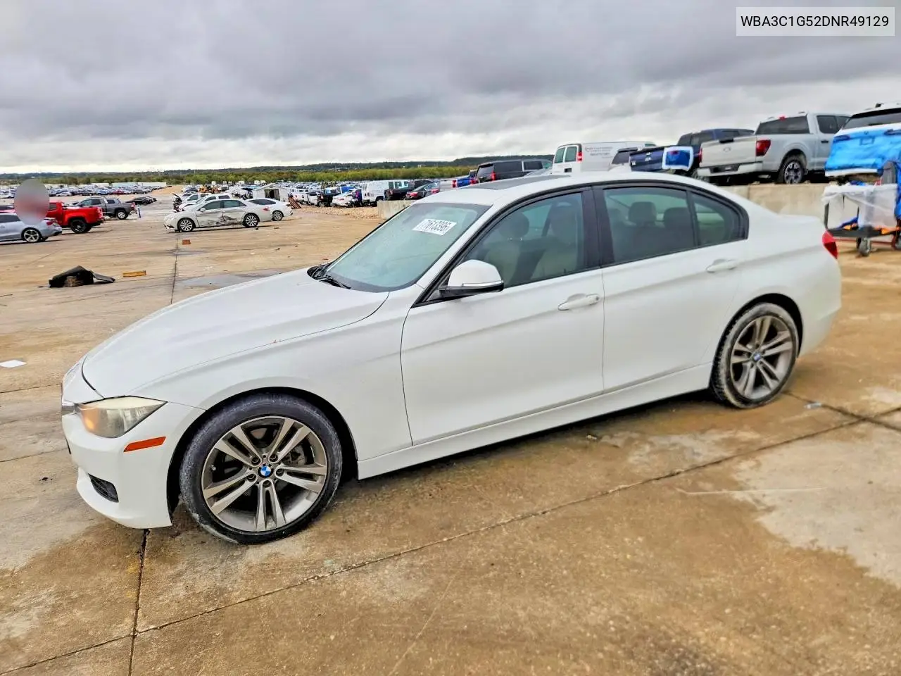 BMW 3ER 2013, VIN WBA3C1G52DNR49129