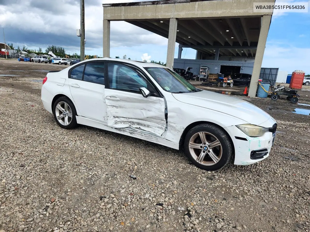 2015 BMW 3ER VIN WBA3B5C51FP654336 — фото 4