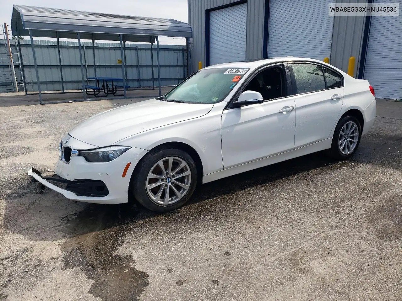 BMW 3ER 2017, VIN WBA8E5G3XHNU45536