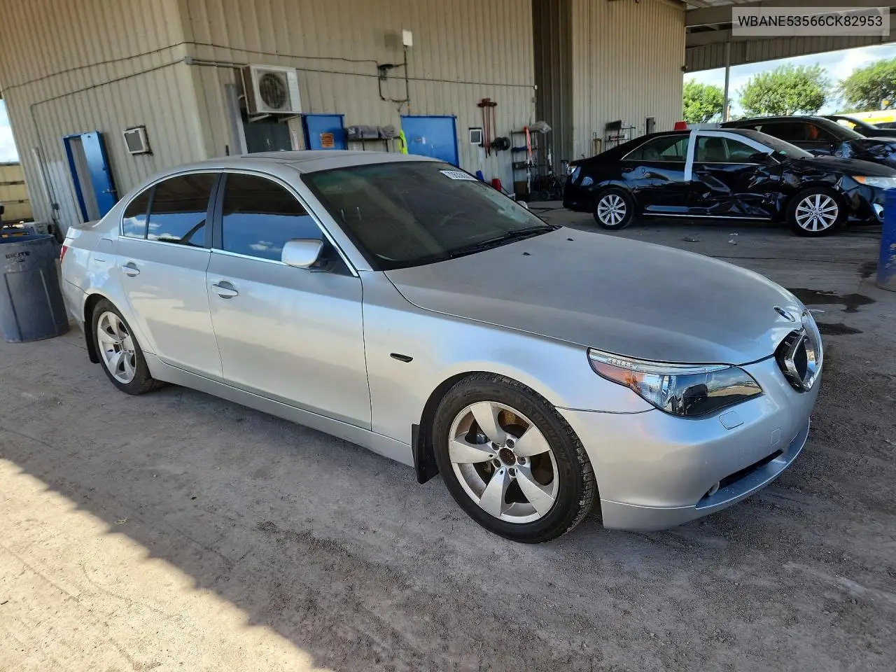 2006 BMW 5ER VIN WBANE53566CK82953 — фото 4
