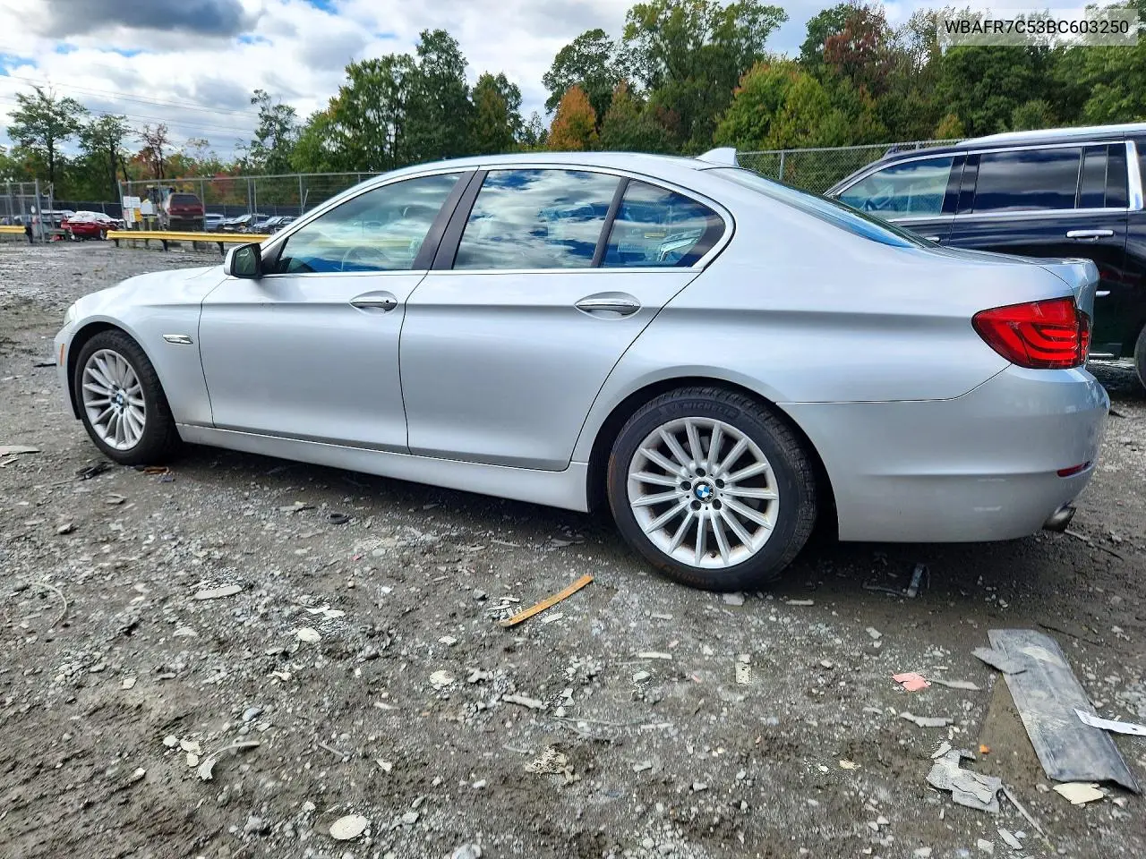 2011 BMW 5ER VIN WBAFR7C53BC603250 — фото 2