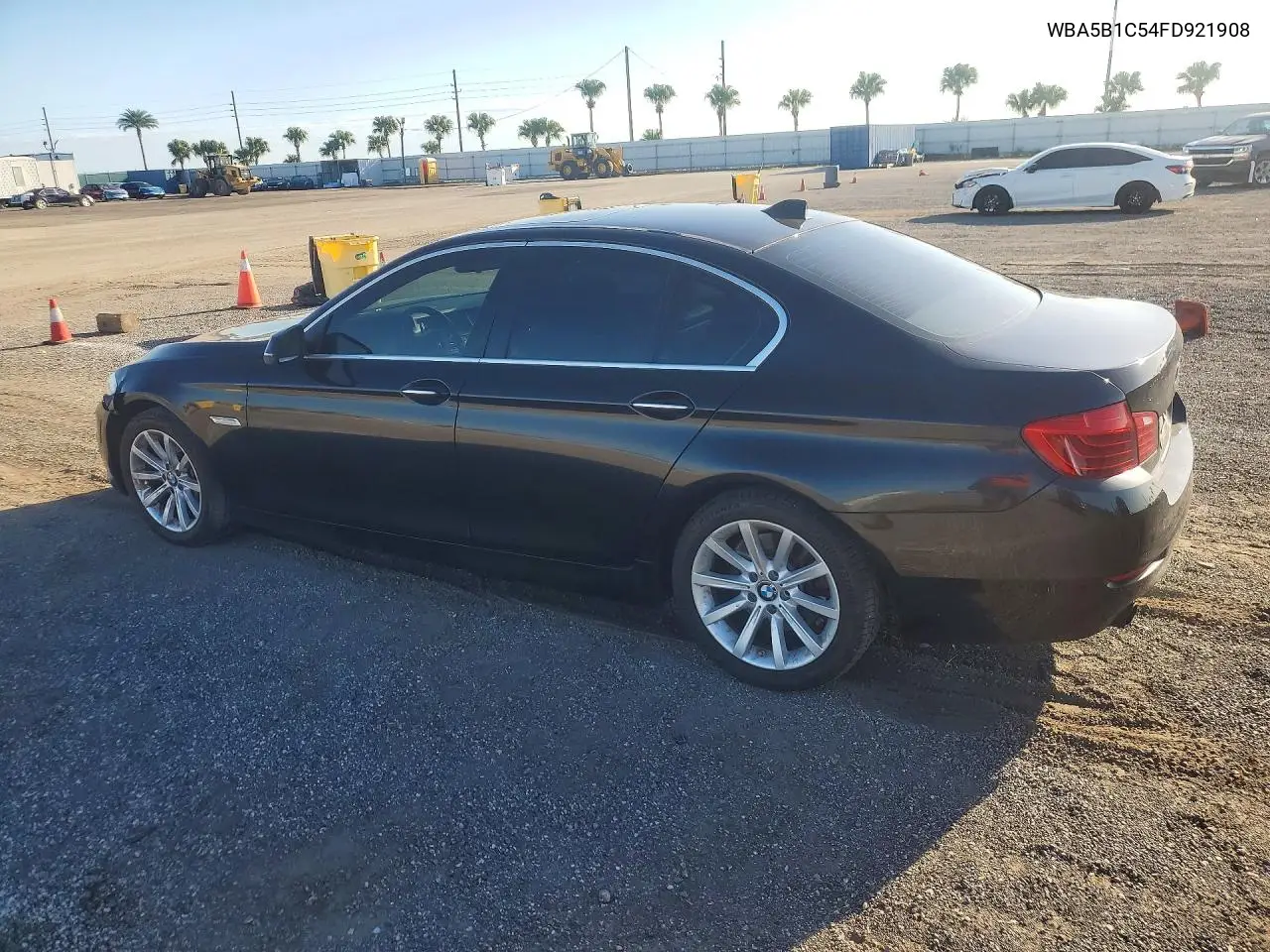 2015 BMW 5ER VIN WBA5B1C54FD921908 — фото 2
