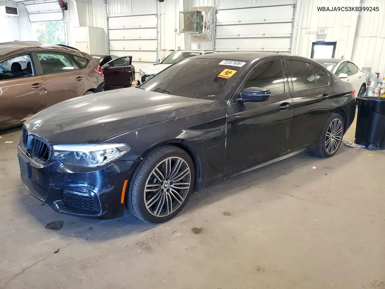 BMW 5ER 2019, VIN WBAJA9C53KB399245