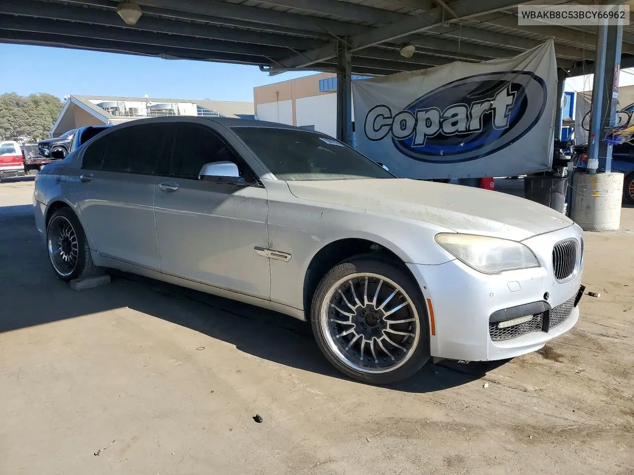 2011 BMW 7ER VIN WBAKB8C53BCY66962 — фото 4