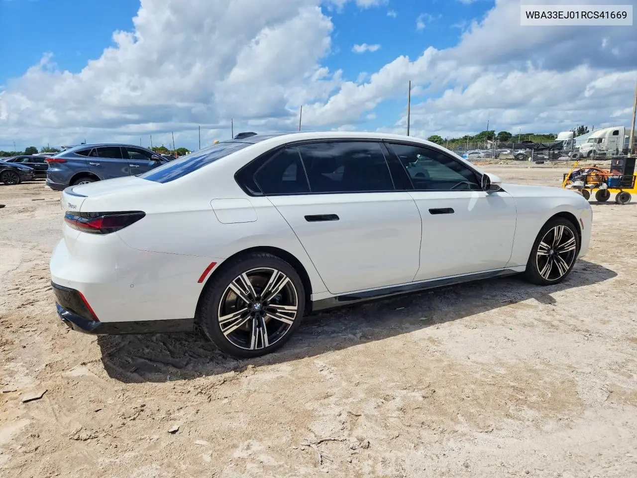 2024 BMW 7ER VIN WBA33EJ01RCS41669 — фото 3