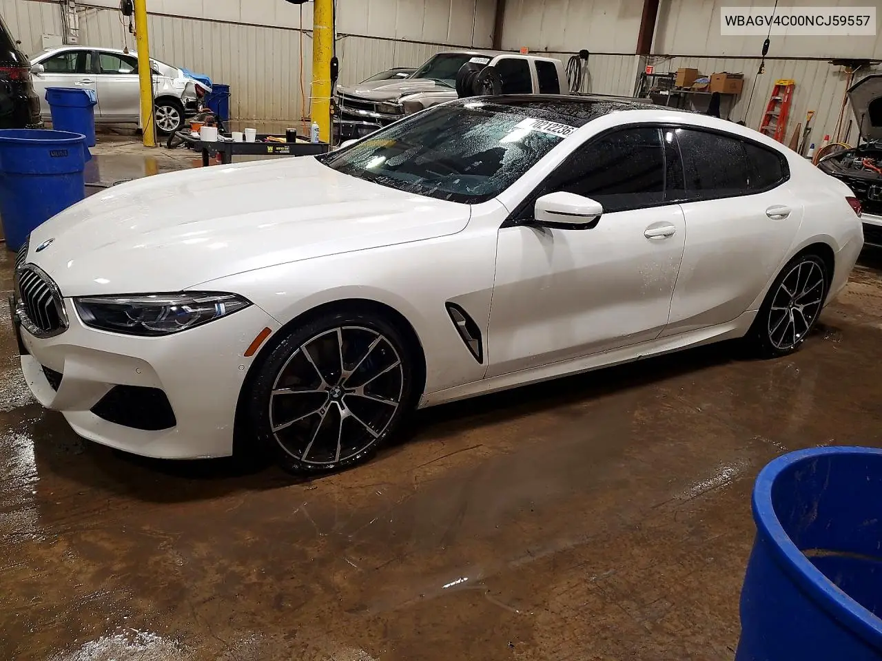 BMW 8ER 2022, VIN WBAGV4C00NCJ59557