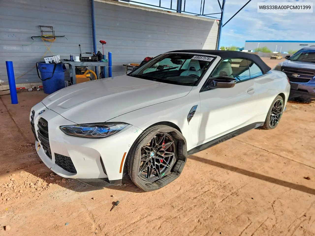 BMW M4 2023, VIN WBS33BA00PCM01399