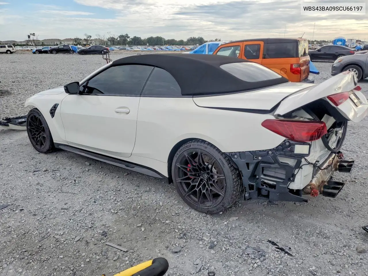 2025 BMW M4 VIN WBS43BA09SCU66197 — фото 2