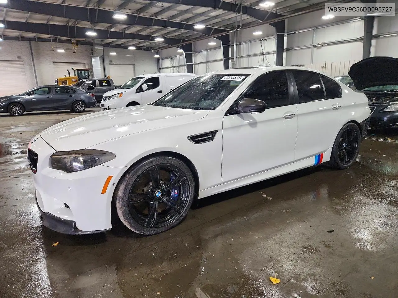 BMW M5 2013, VIN WBSFV9C56DD095727