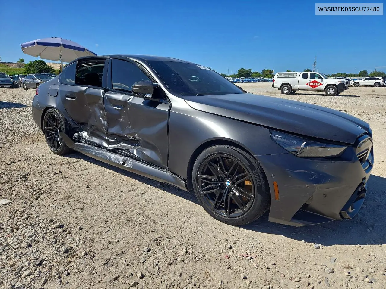 2025 BMW M5 VIN WBS83FK05SCU77480 — фото 4