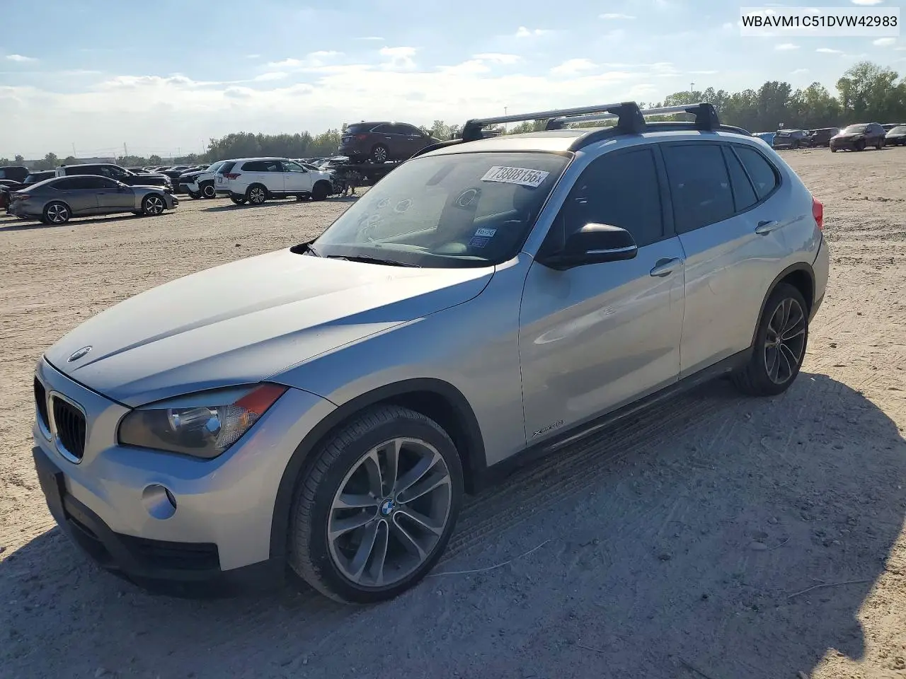 BMW X1 2013, VIN WBAVM1C51DVW42983