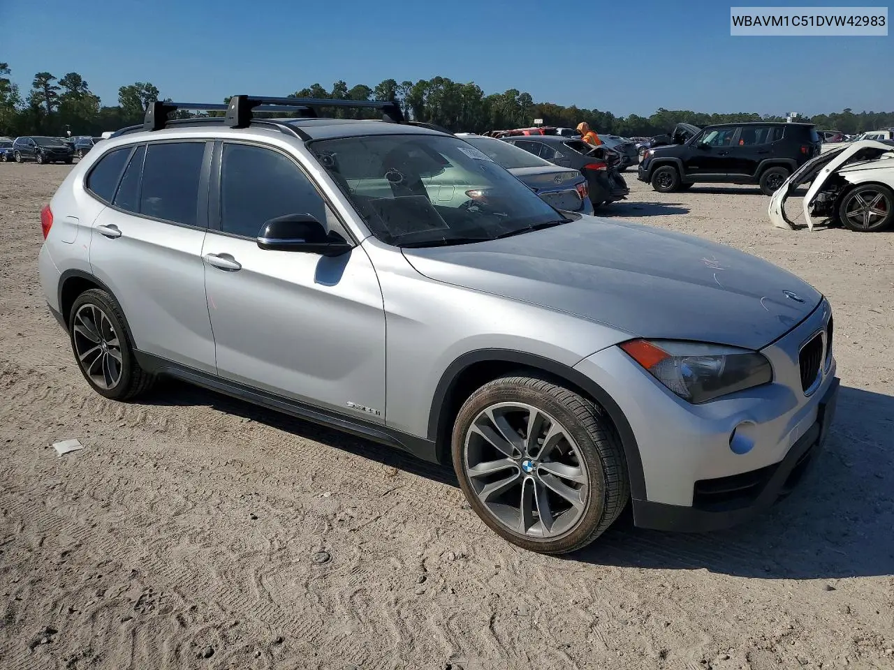 2013 BMW X1 VIN WBAVM1C51DVW42983 — фото 4