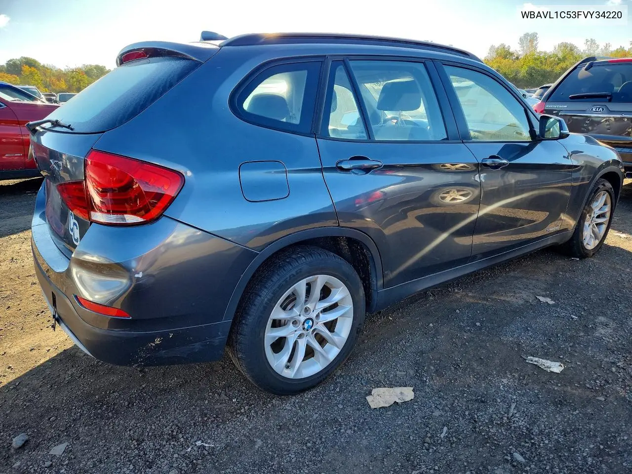 2015 BMW X1 VIN WBAVL1C53FVY34220 — фото 3