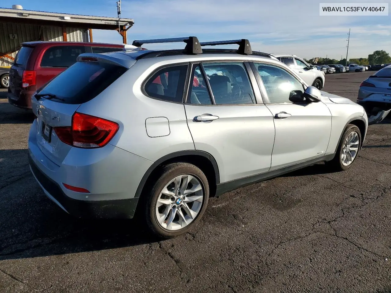2015 BMW X1 VIN WBAVL1C53FVY40647 — фото 3