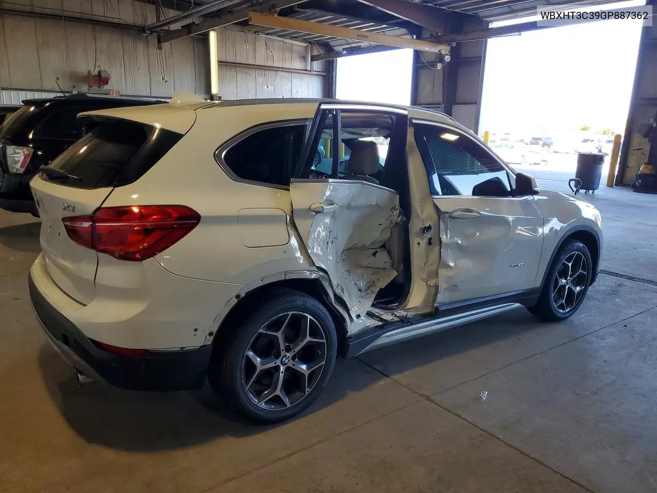 2016 BMW X1 VIN WBXHT3C39GP887362 — фото 3